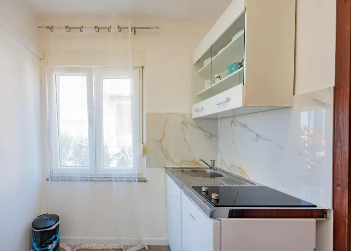 Crowonder Lucky House With Pool And Patio 30 Meters From The * Zadar