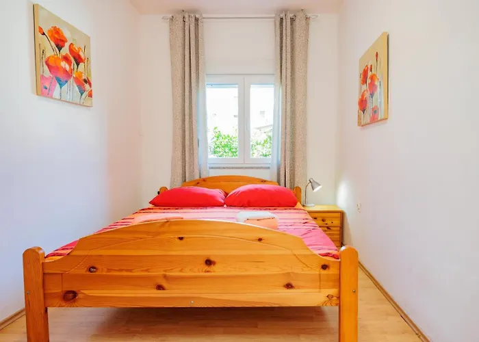 Crowonder Lucky House With Pool And Patio 30 Meters From The * Zadar