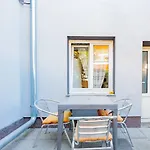 Crowonder Lucky House With Pool And Patio 30 Meters From The * 자다르