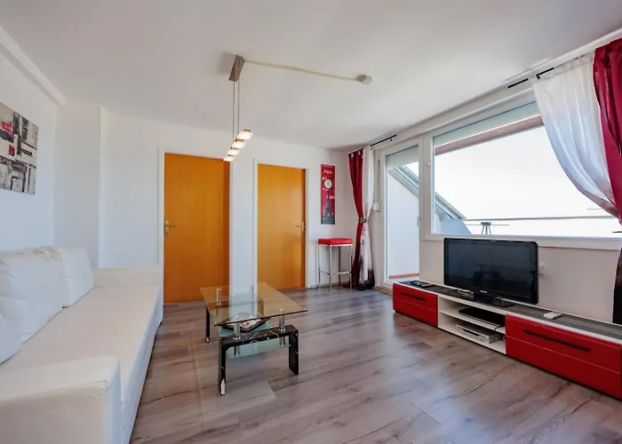 Crowonder Lucky House With Pool And Patio 30 Meters From The * Ζαντάρ