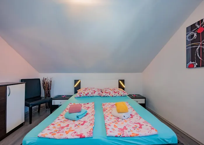 Crowonder Lucky House With Pool And Patio 30 Meters From The * Ζαντάρ