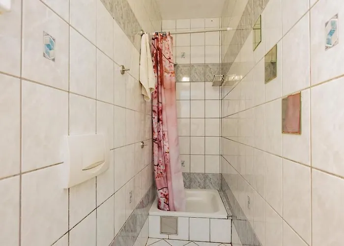 Crowonder Lucky House With Pool And Patio 30 Meters From The Ζαντάρ