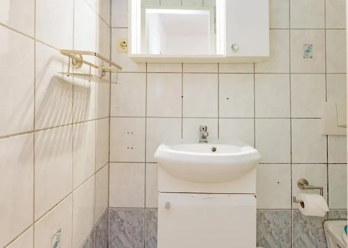 Crowonder Lucky House With Pool And Patio 30 Meters From The Apartman